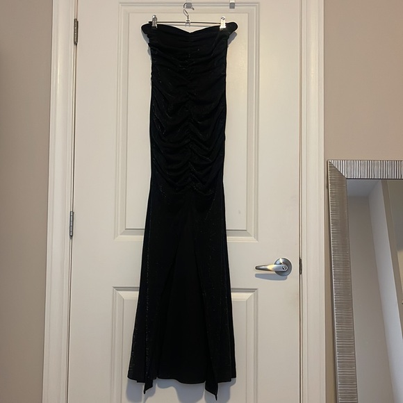 Lulus Black Glitter Ruched Strapless Maxi Dress - Picture 6 of 7